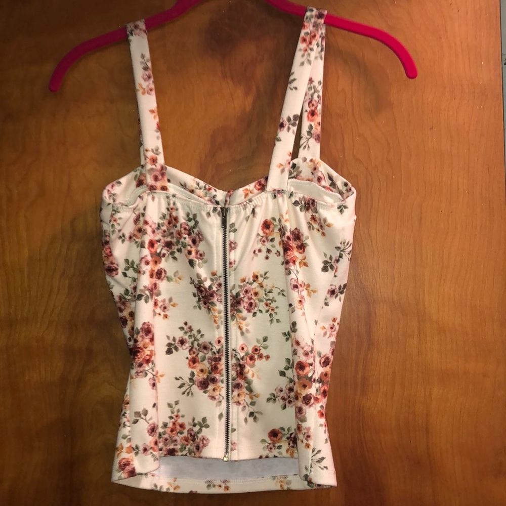 Tank top - Picture 2 of 4